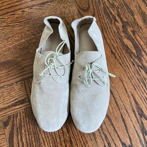 Hobes Lace-Up Shoes in Beach